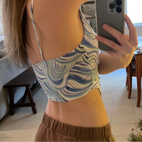 (4 for 25) PacSun Marble Front Tie Crop Top - Picture 4 of 4